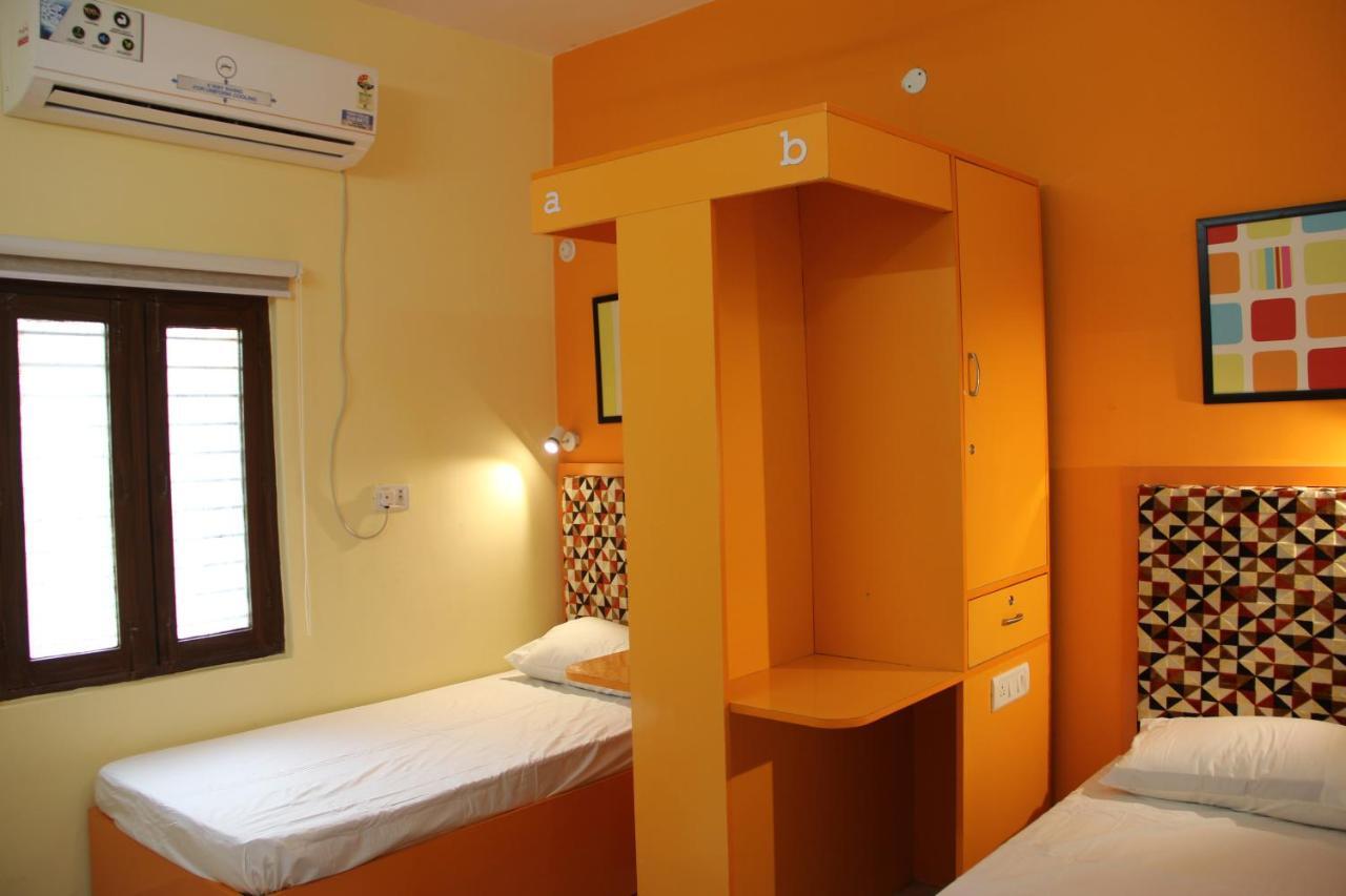 Backpackers Den Hostel Lucknow Exterior photo